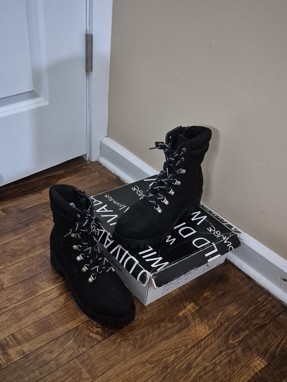 Black Lace-Up Suede Ankle Boots - Women's Hiking-Inspired Boots